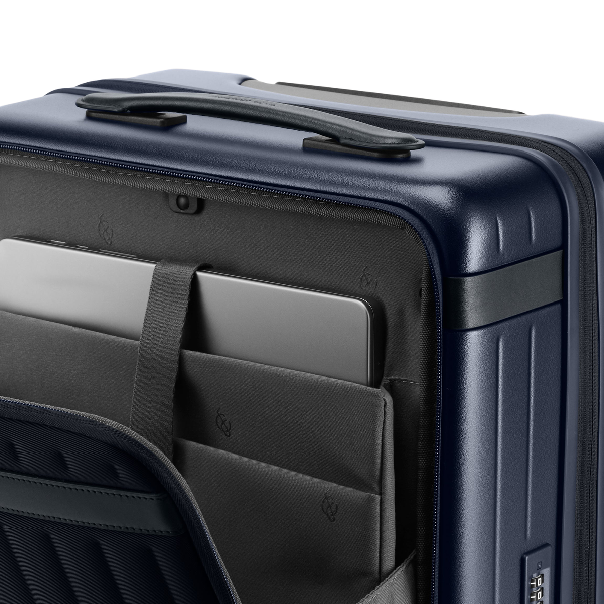 Carl Friedrik The Carry-on X