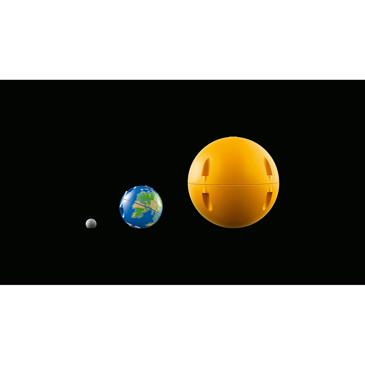 LEGO® Technic: Planet Earth and Moon in Orbit