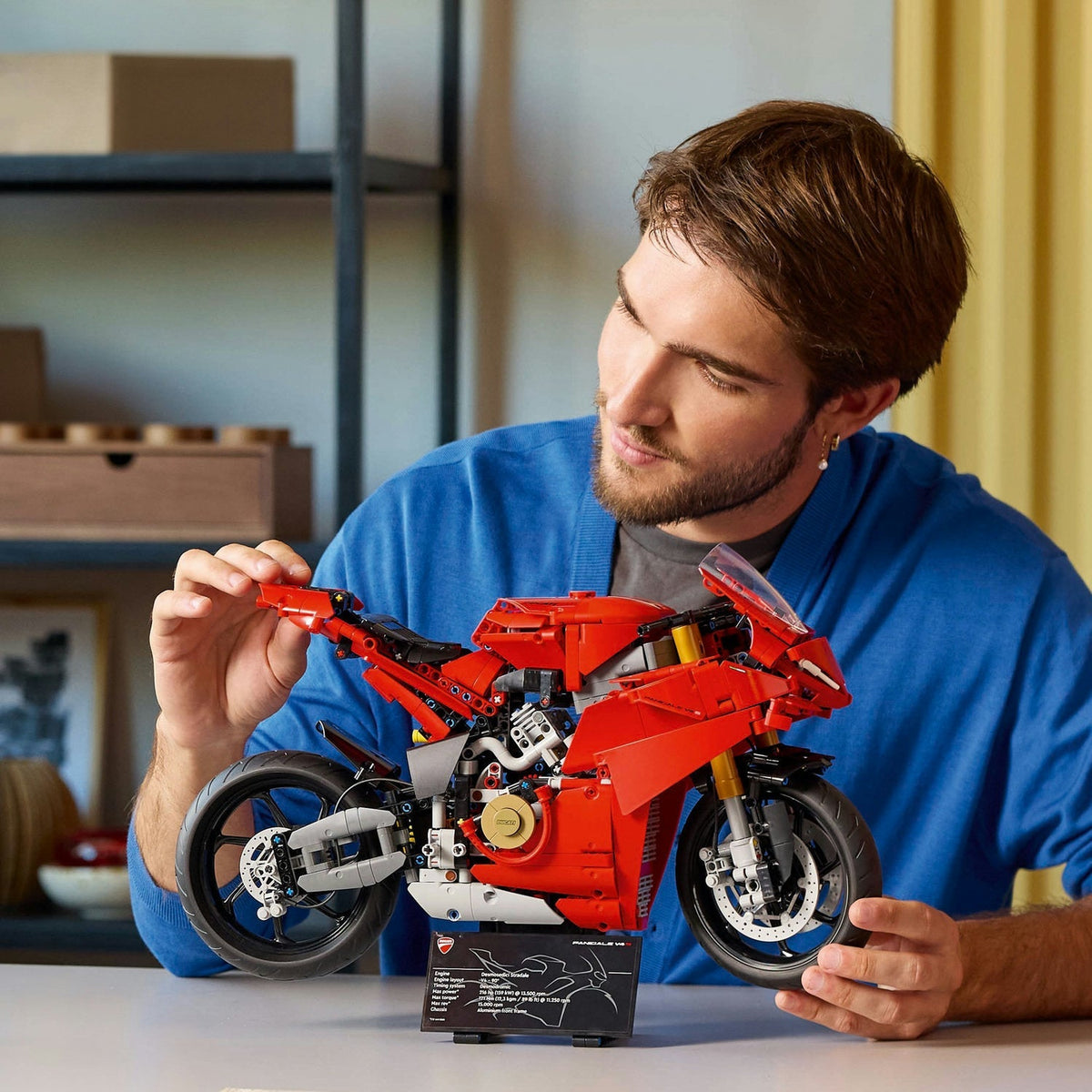 LEGO Ducati Panigale V4 S Motorcycle