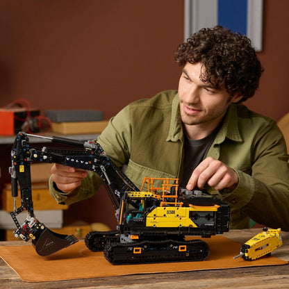 LEGO Volvo Hybrid Excavator