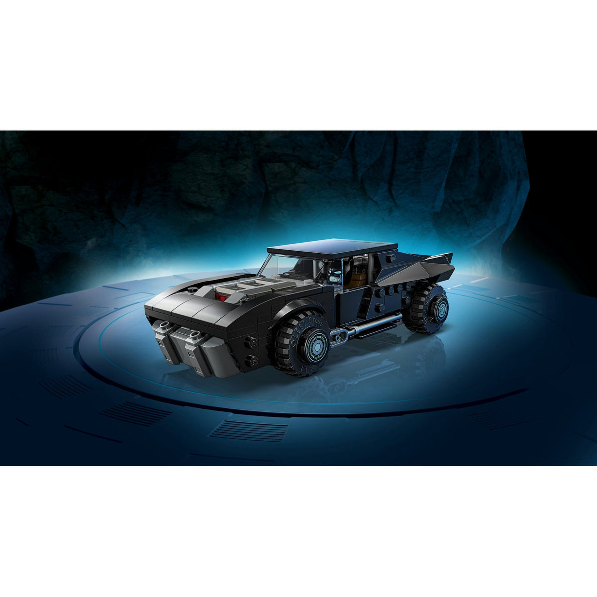 LEGO® Super Heroes: The Batman™ Batmobile™