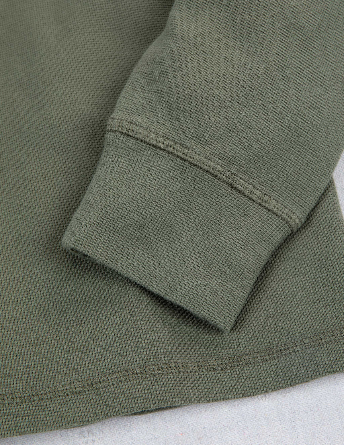 Rivay Gibson Waffle Henley in Field