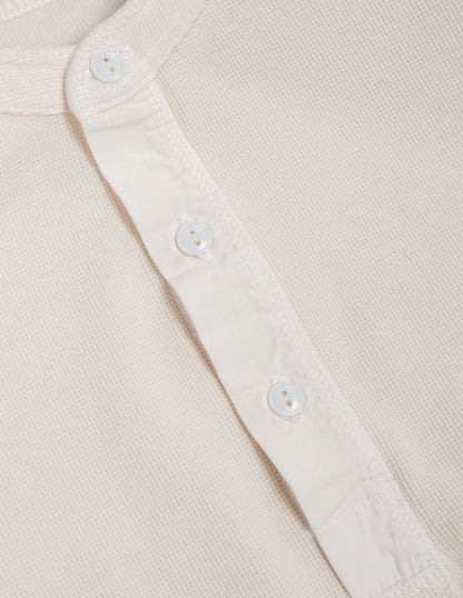 Rivay Gibson Waffle Henley in Antique White