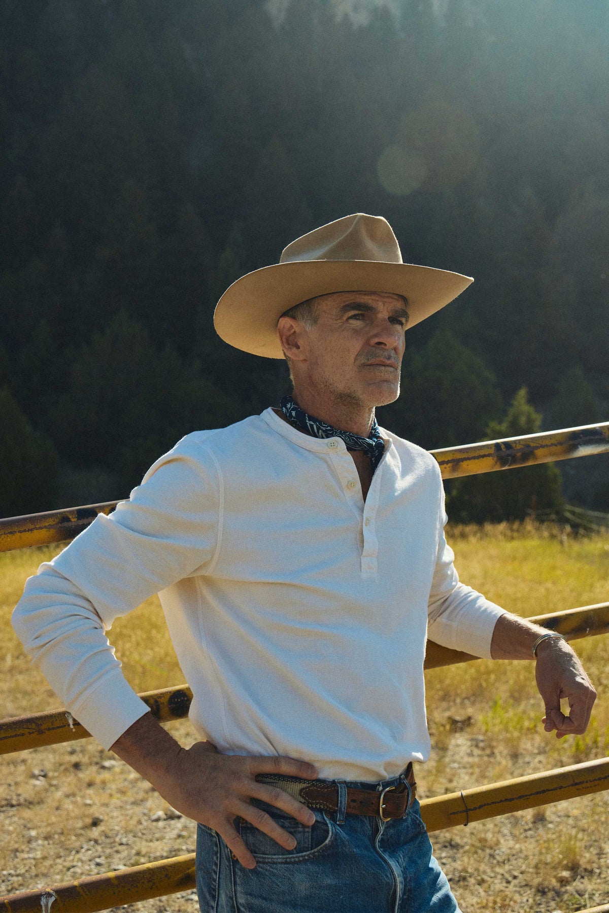 Rivay Gibson Waffle Henley in Antique White
