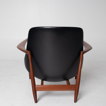 Vintage Elizabeth Lounge Chairs