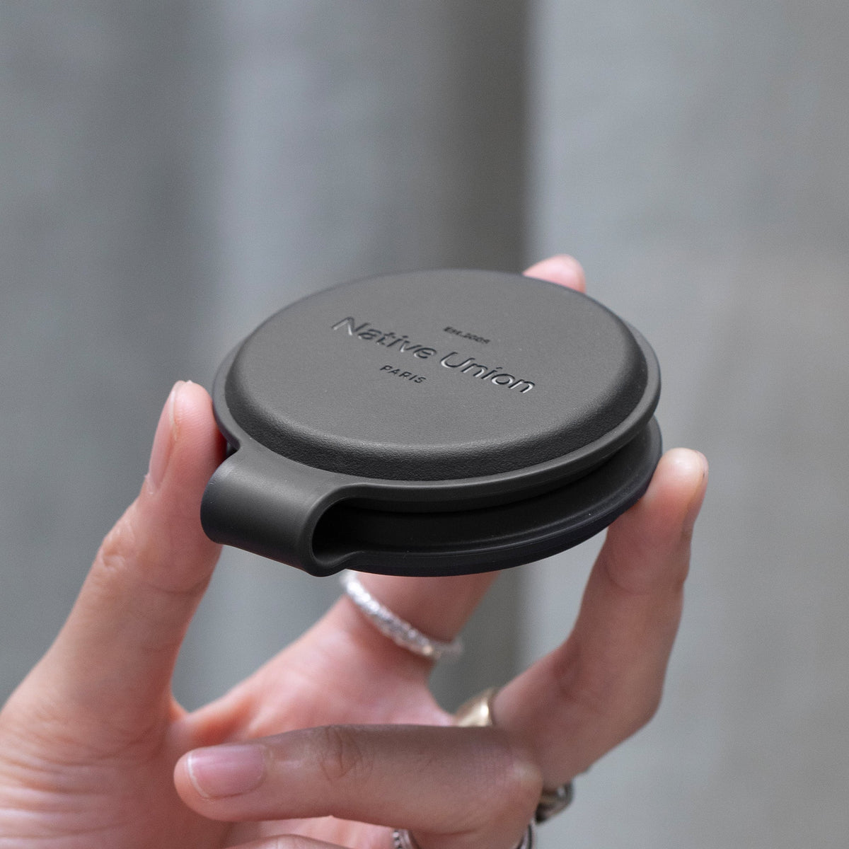 Native Union Voyage 2-in-1 Magnetic Wireless Charger
