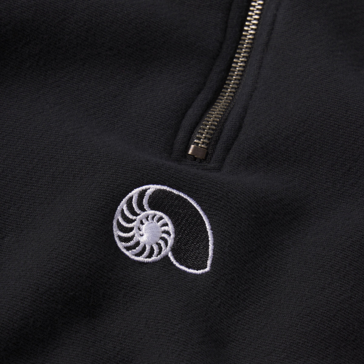 AARON LEVINE HALF ZIP SWEATSHIRT