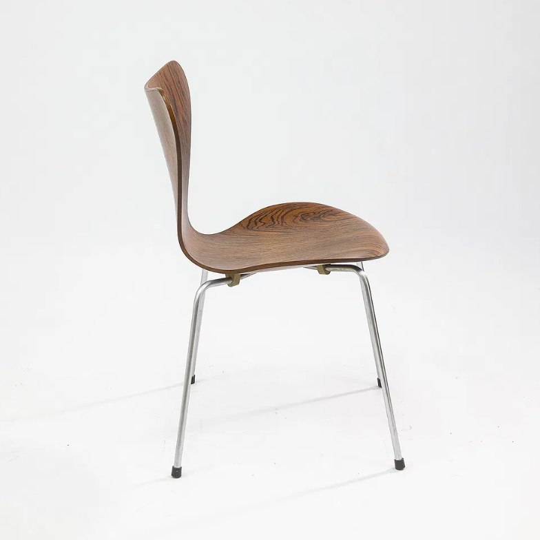 Arne Jacobsen for Fritz Hansen Series 7 Chairs
