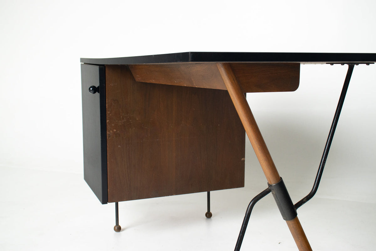 Greta Grossman Model 6200 Desk for Glenn of California, 1952 — Dave Brubeck Estate