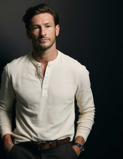 Rivay Gibson Waffle Henley in Antique White