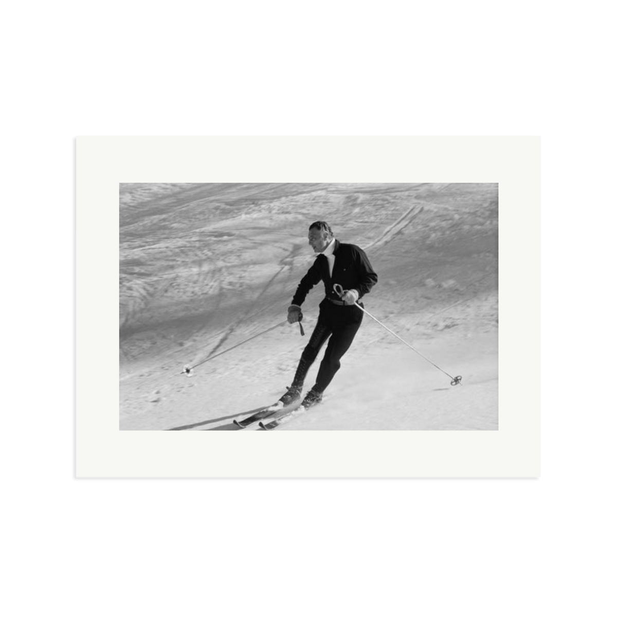 Gianni Agnelli Skiing Framed Print Print Only XL