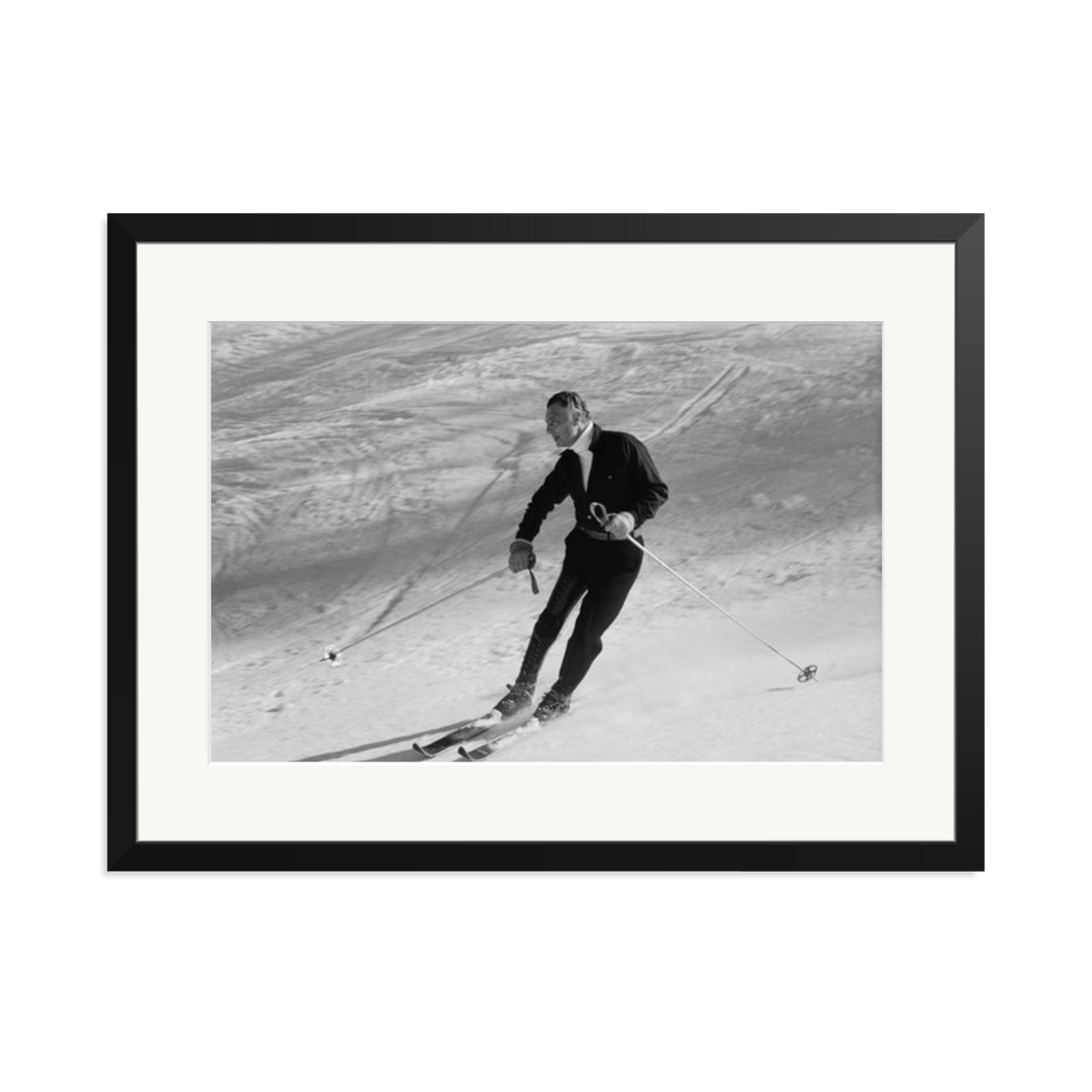 Gianni Agnelli Skiing Framed Print Black XL