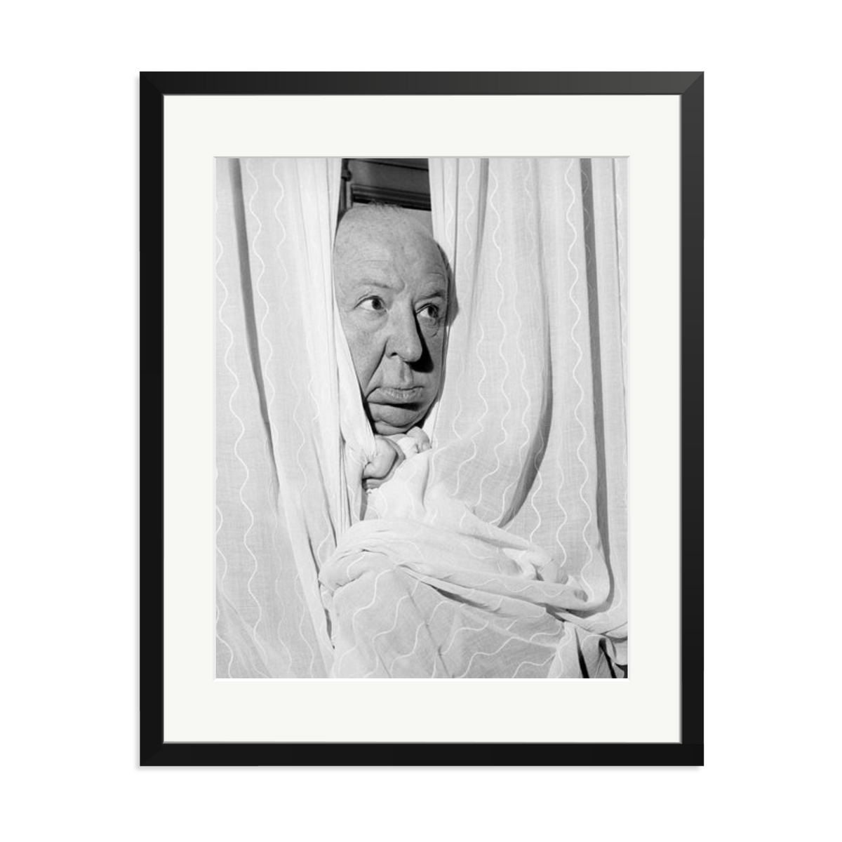 Alfred Hitchcock at the Claridges Hotel Framed Print Black XL
