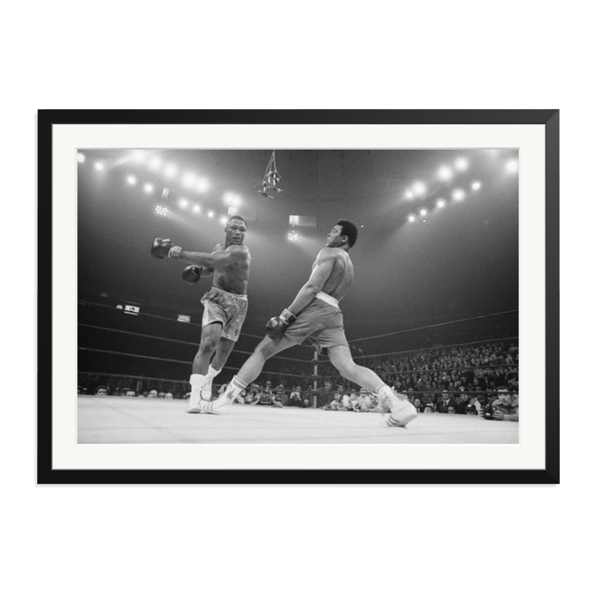 Ali Dodging a Punch From Frazier Black XXL
