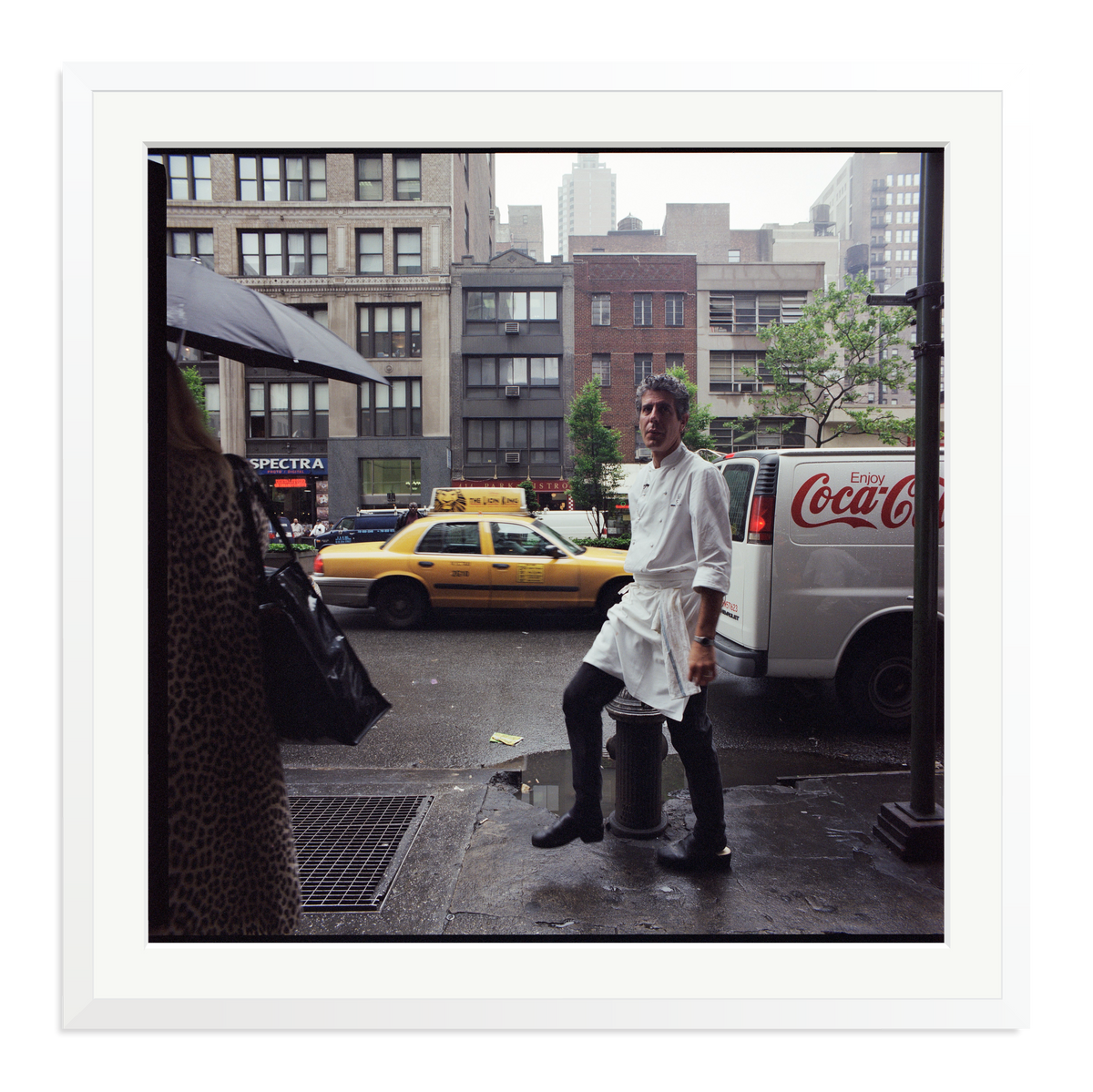 Bourdain outside Les Halles White XXL