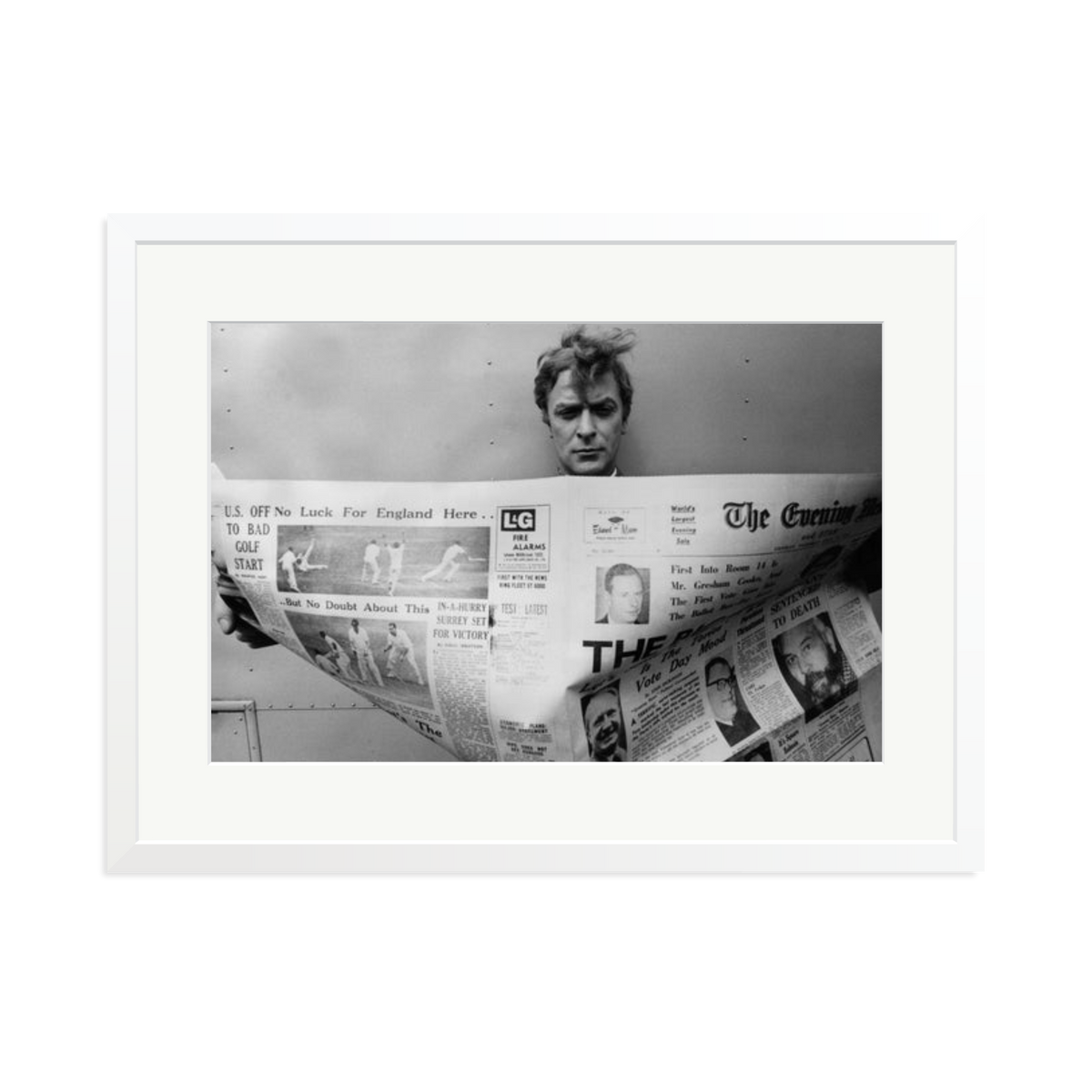 Caine Keeping Up Framed Print White XL