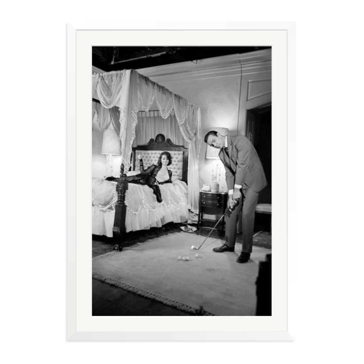 Connery, Golf on Set Framed Print White XXL