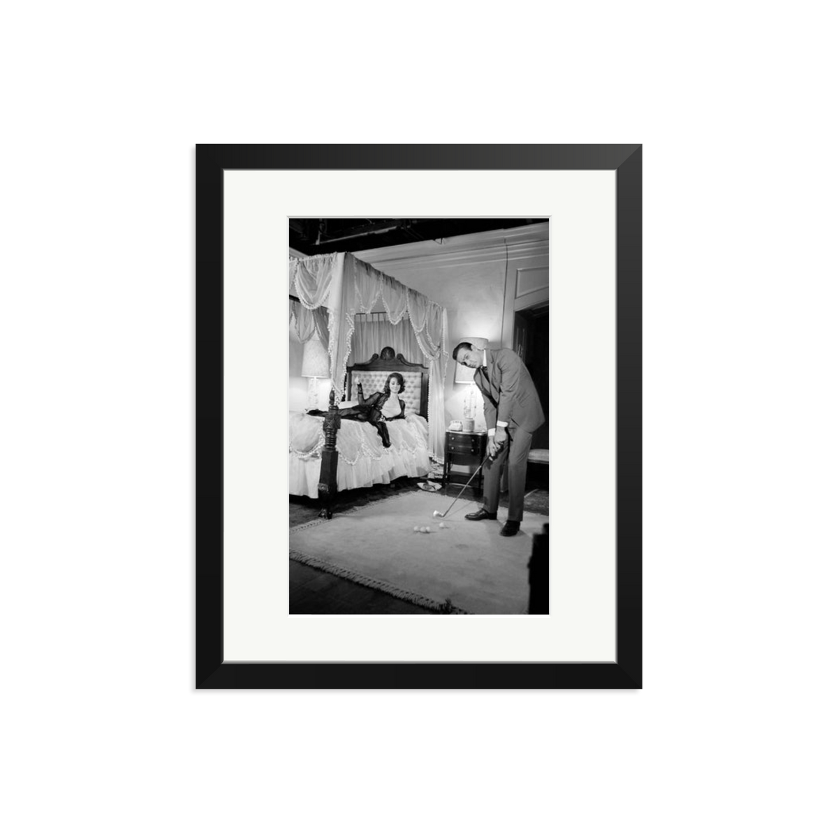 Connery, Golf on Set Framed Print Black Medium