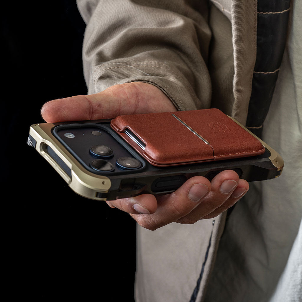 Dango iPhone 17 Pro Adapt Case
