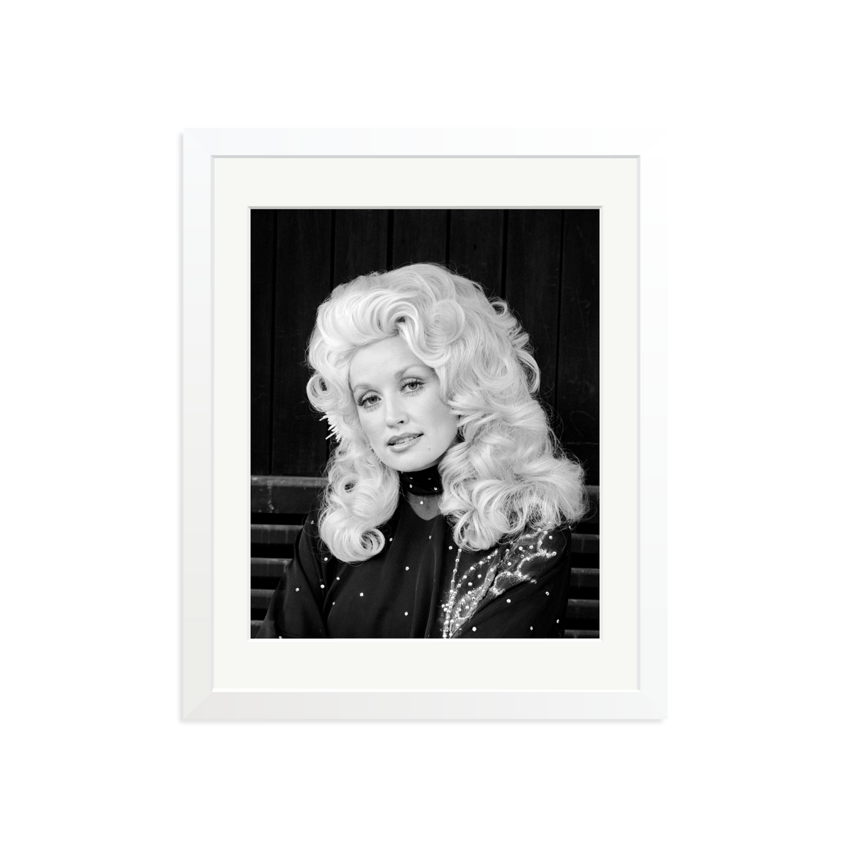 Dolly Parton in London Framed Print White Medium
