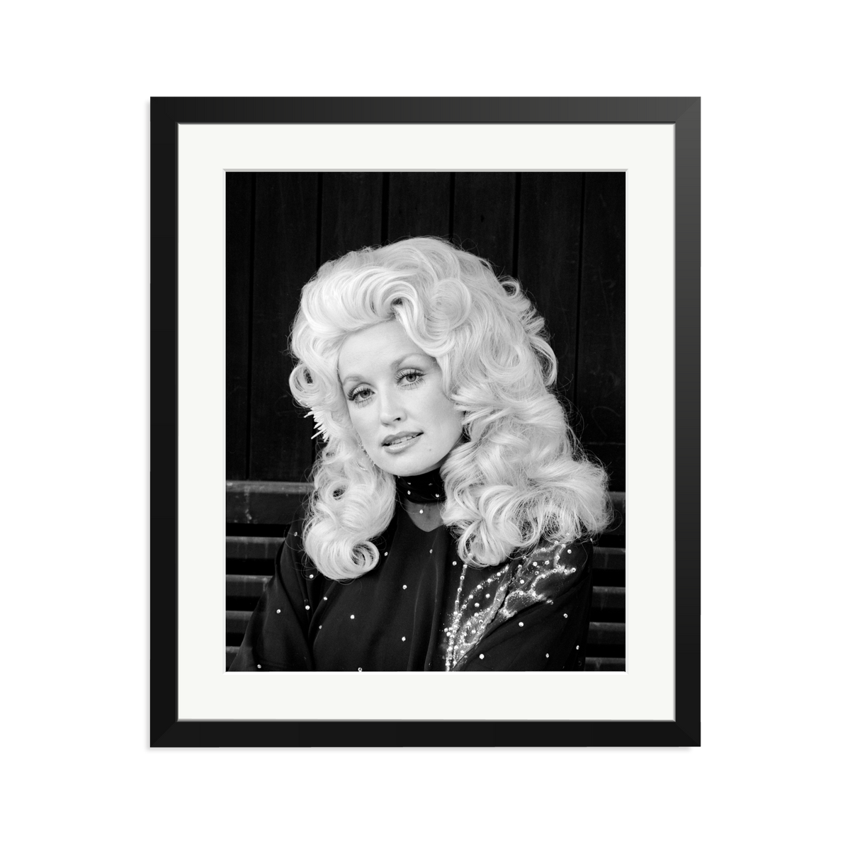 Dolly Parton in London Framed Print Black Large