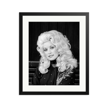 Dolly Parton in London Framed Print Black Large
