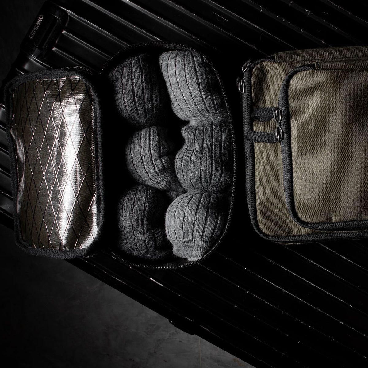 Hardgraft Fly Travel Kit