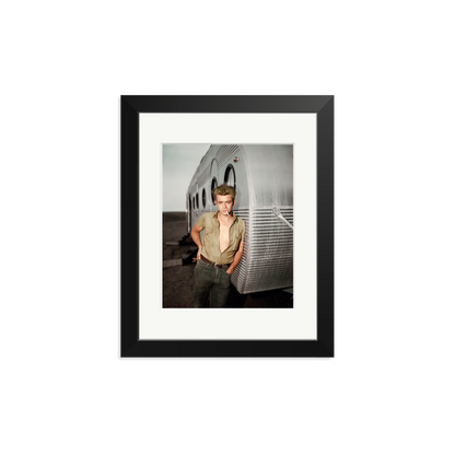 James Dean: A Giant Star Framed Print Black Small