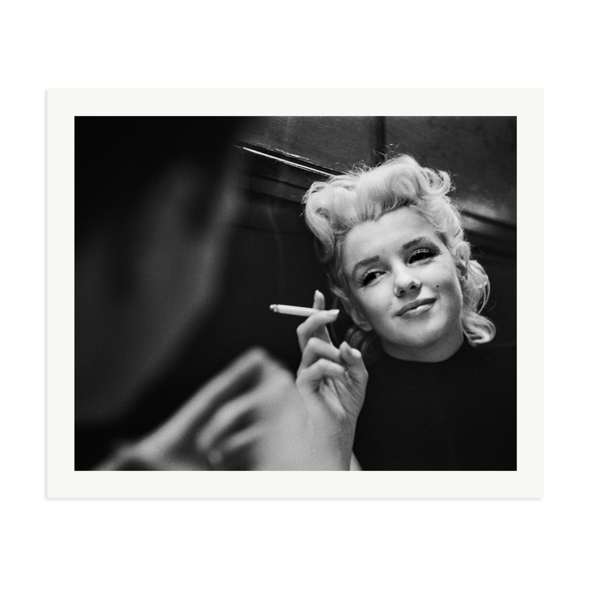 Marilyn Relaxes in a Restaurant Print Only XXL