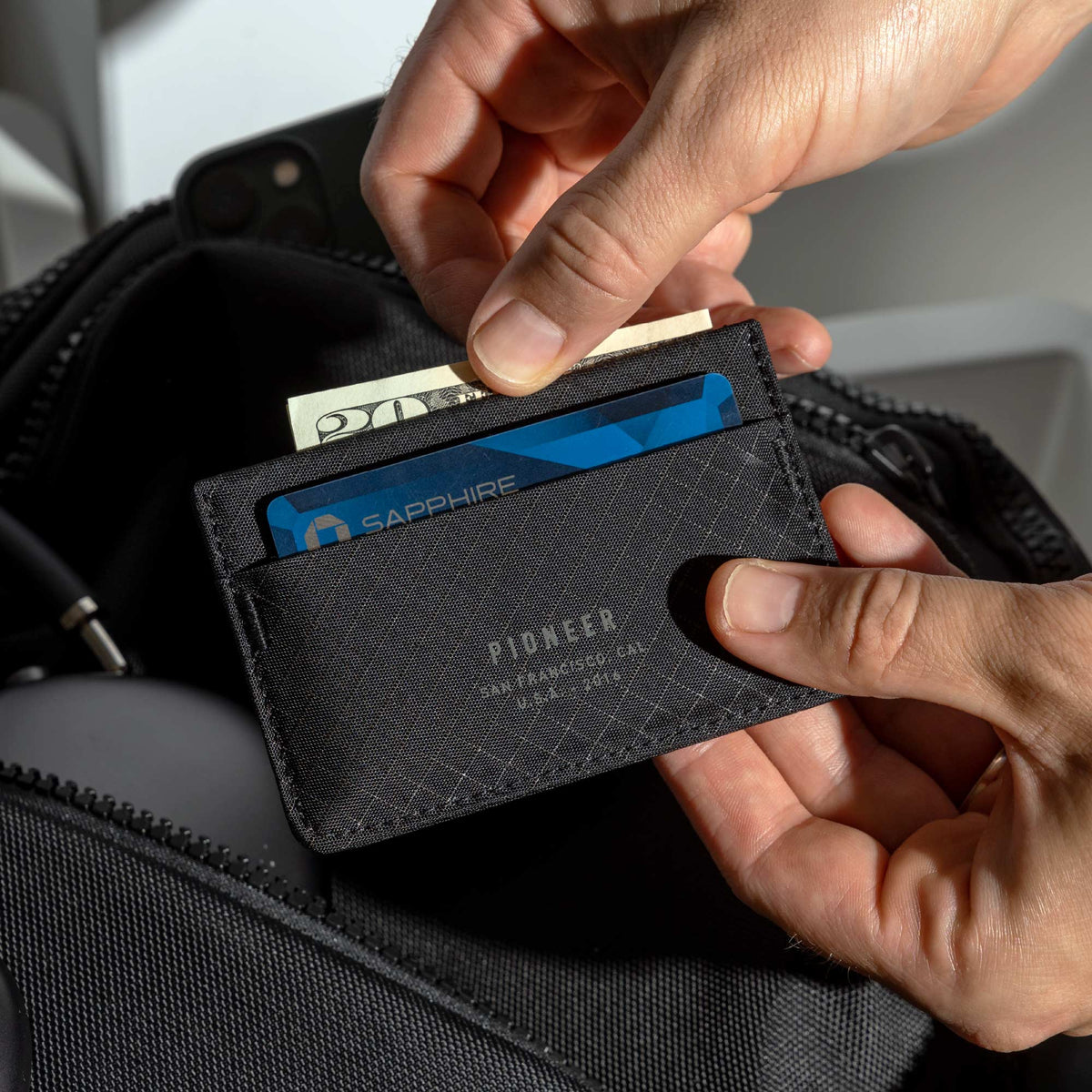 Pioneer Molecule Cardholder