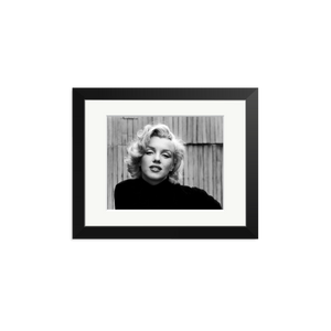 Marilyn Monroe Posing Framed Print Black Small