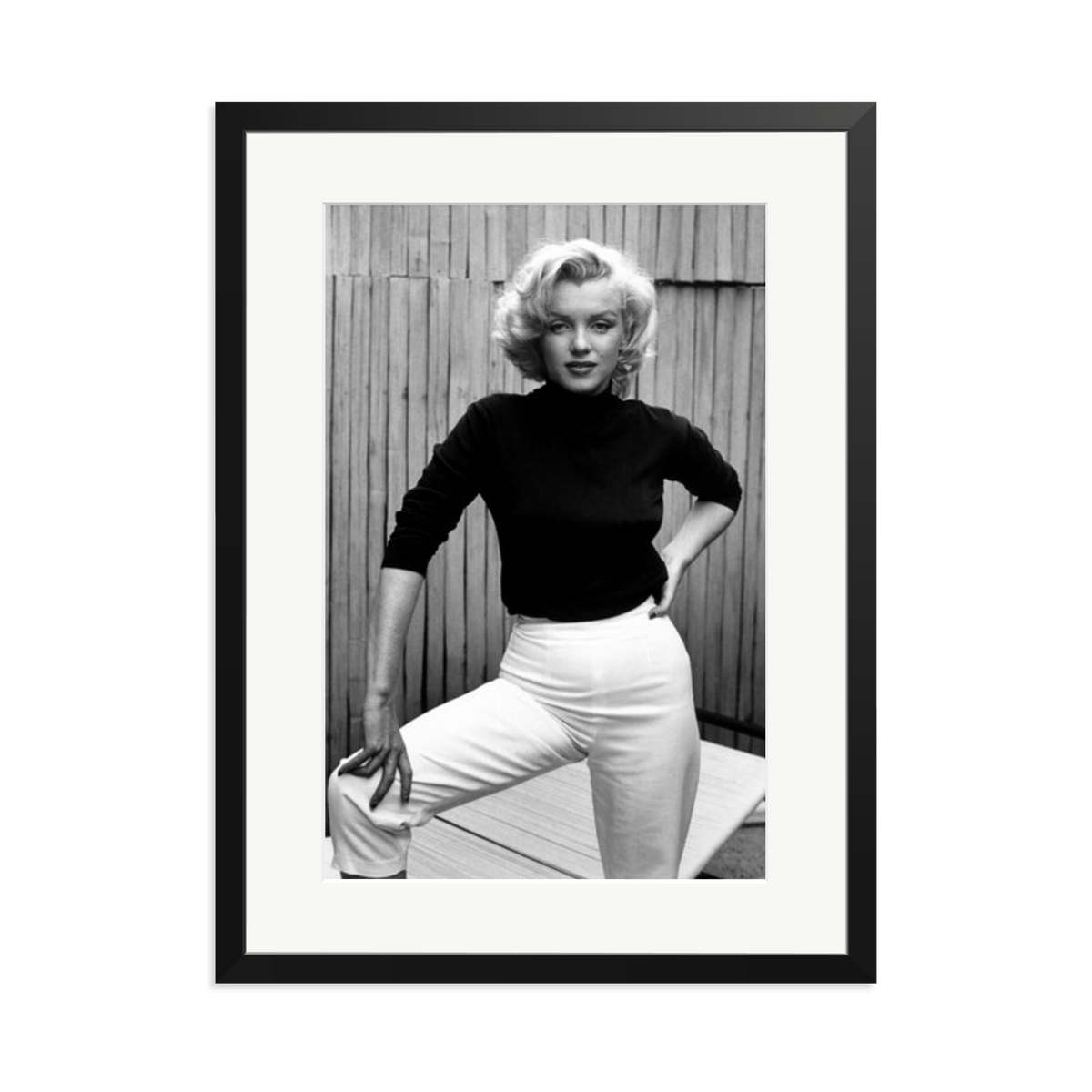 Marilyn Monroe Posing on Her Patio Framed Print Black XL