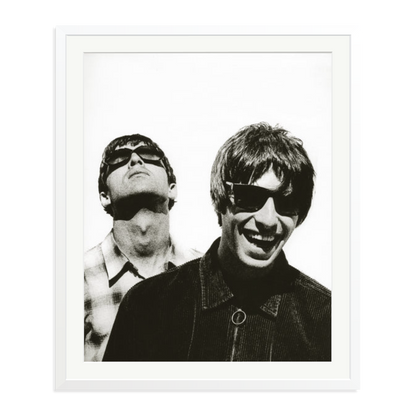 Oasis at the Columbia Hotel Framed Print White XXL