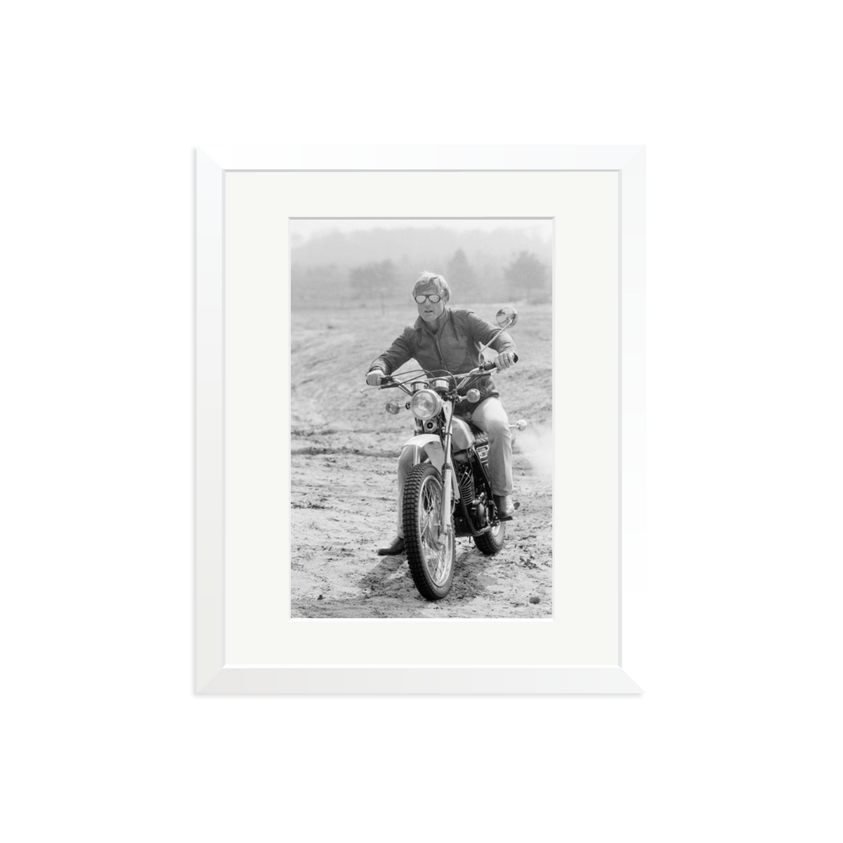 Robert Redford by Terry O'Neill 1975 Framed Print White Medium