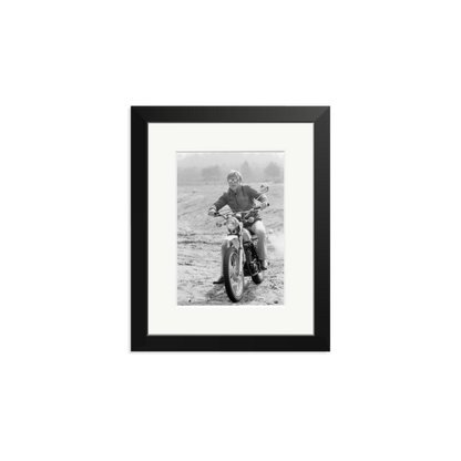 Robert Redford by Terry O'Neill 1975 Framed Print Black Small