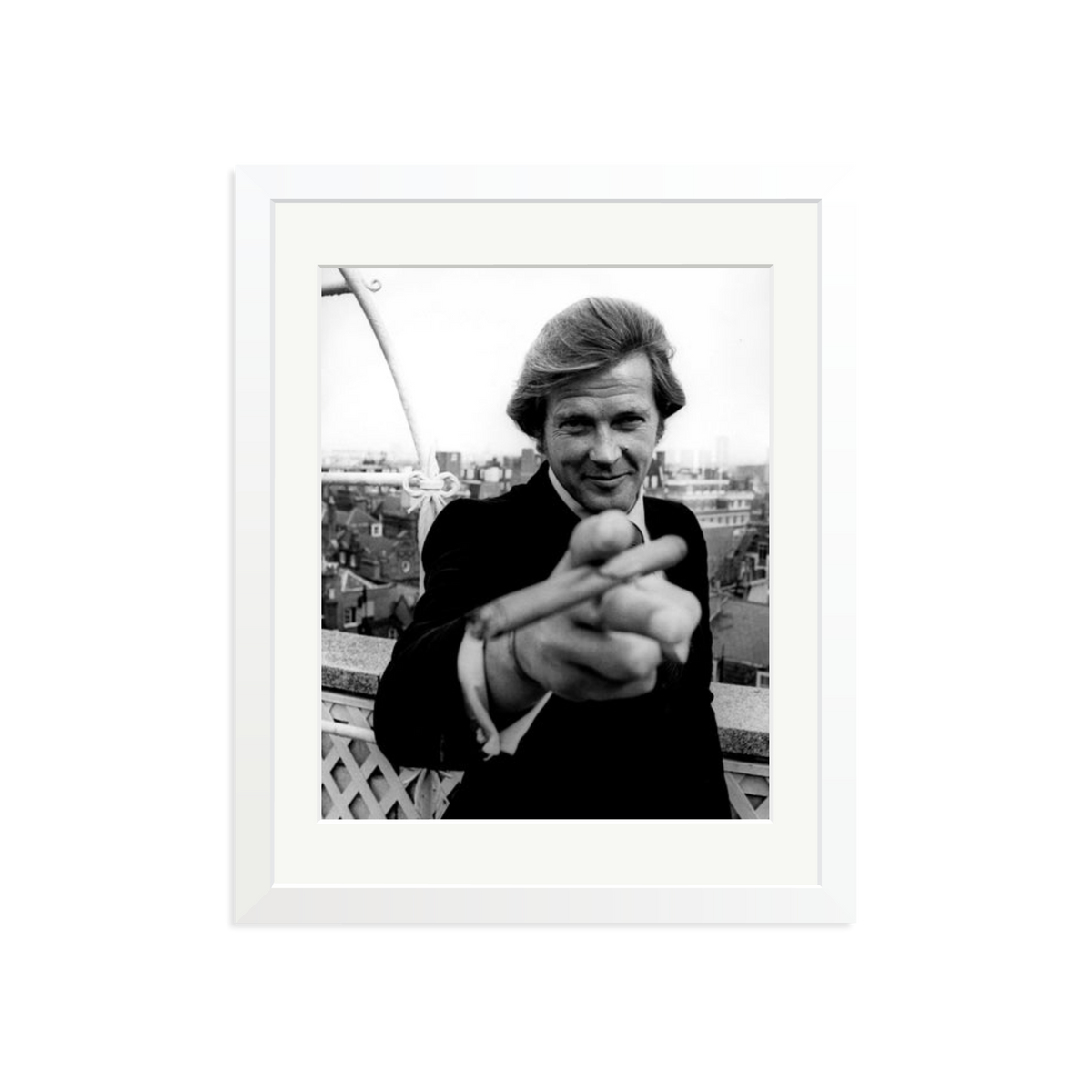 Roger Moore 1972 Bond Announcement Photo White Medium