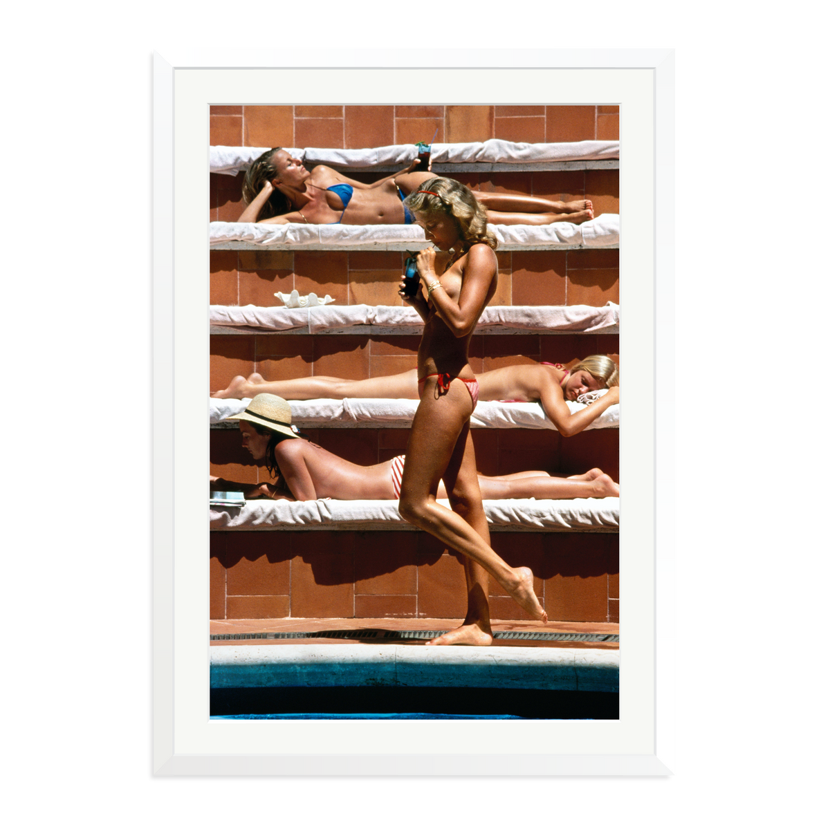 Slim Aarons 'Catherine Wilke' White XXL