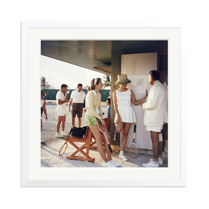 Slim Aarons 'Tennis in the Bahamas' White XL