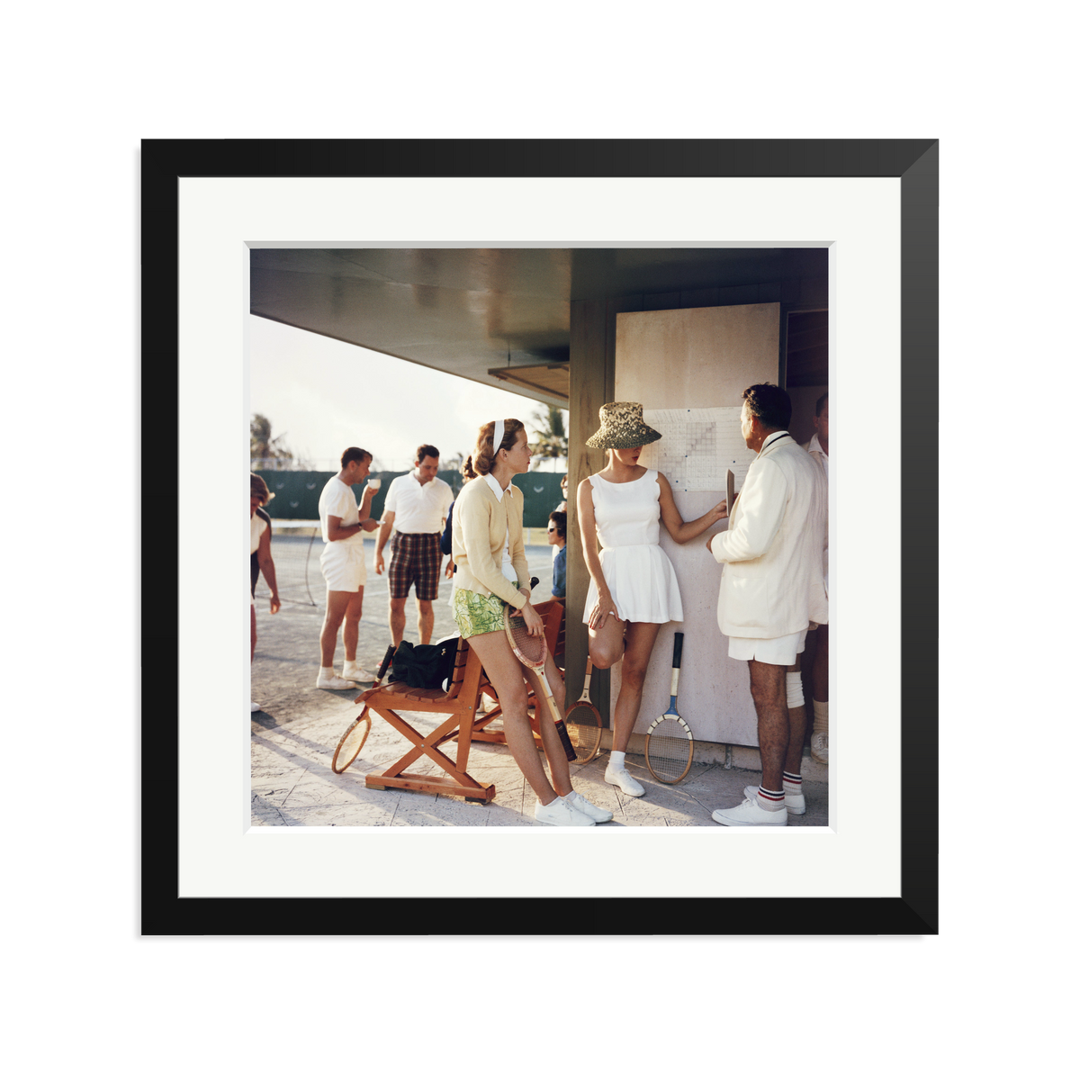 Slim Aarons 'Tennis in the Bahamas' Black Large