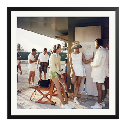 Slim Aarons 'Tennis in the Bahamas' Black XXL