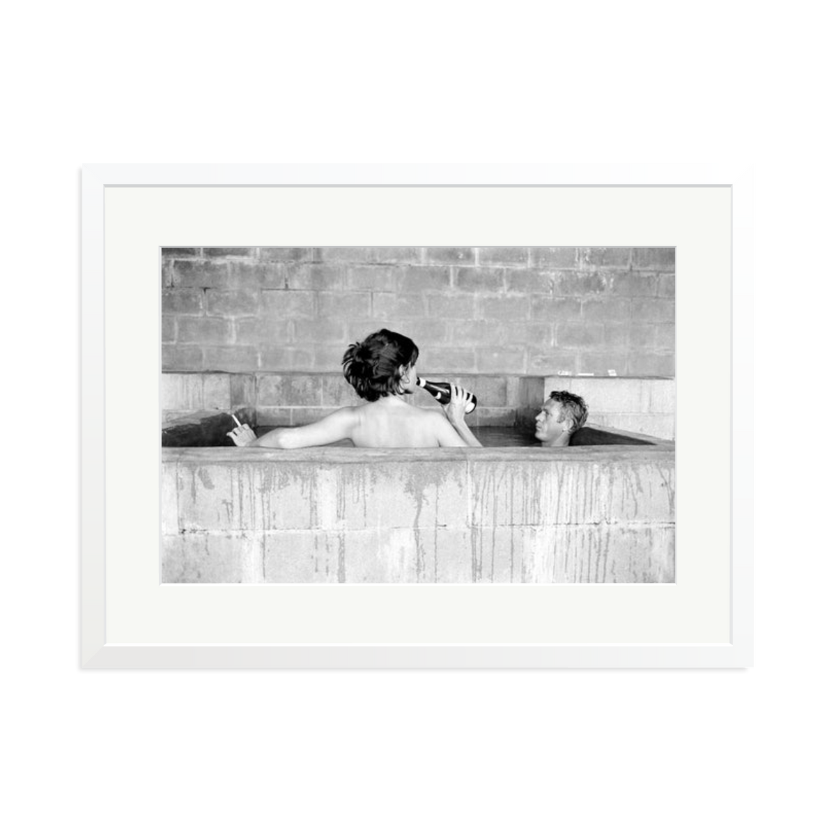 Steve McQueen & Wife Framed Print White XL