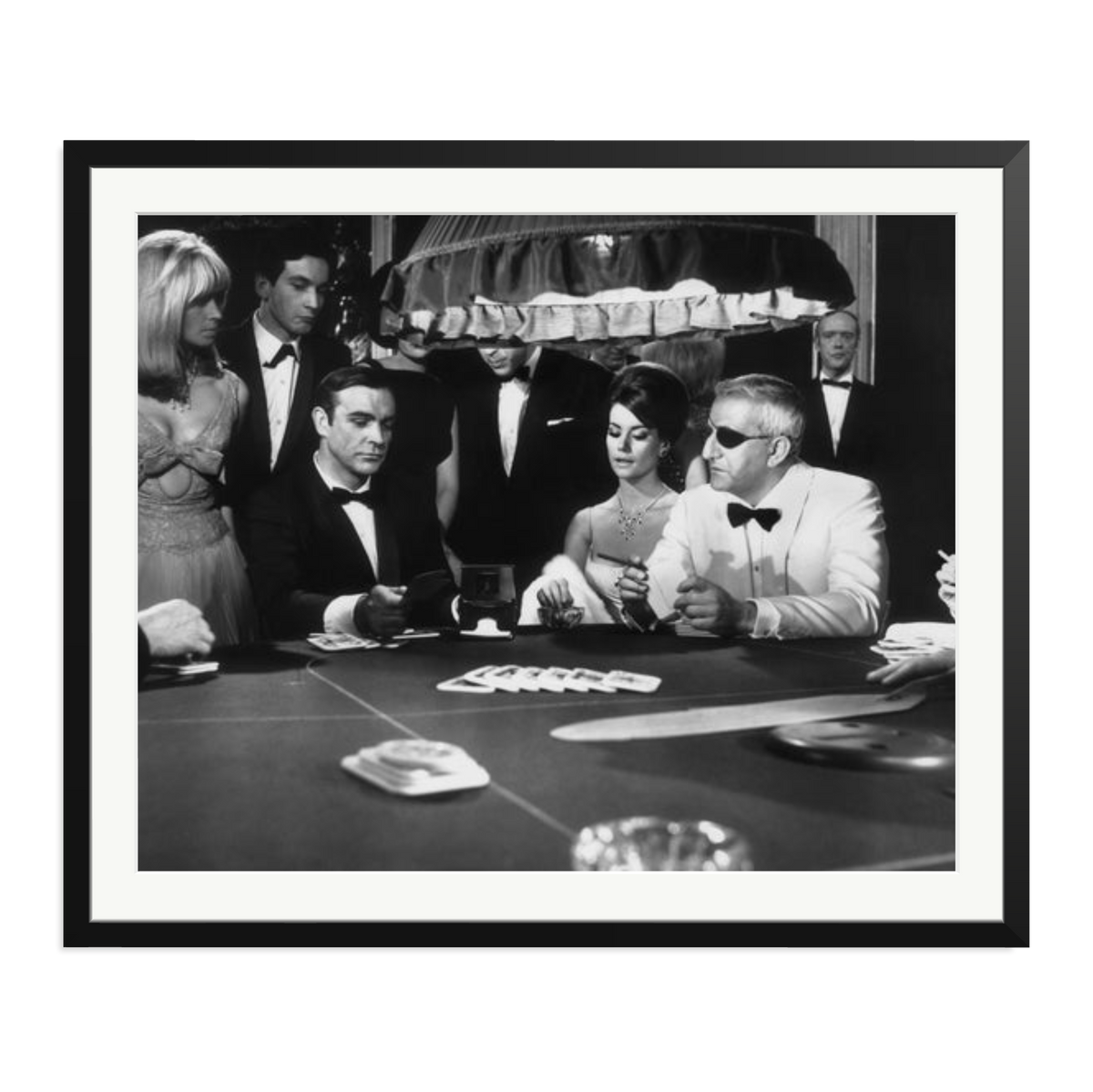 Thunderball Gambling Framed Print Black XXL