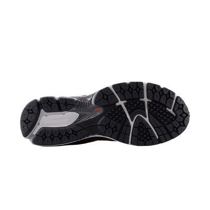 New Balance 2002R Woodland Black Sneakers