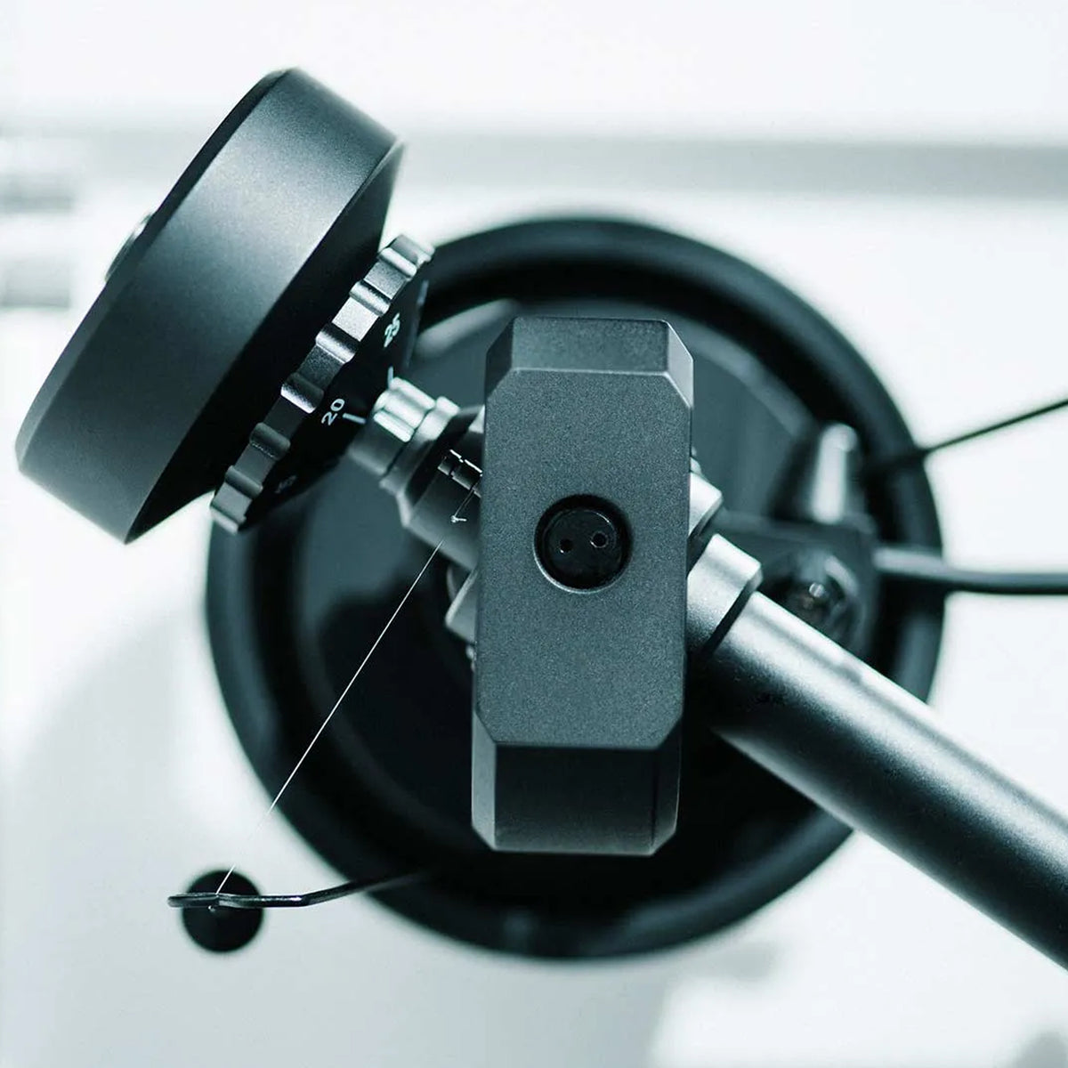 Pro-Ject Audio XA B Balanced Acrylic Turntable